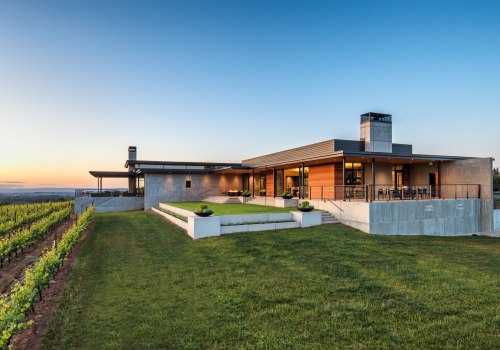 The Regulations and Laws Governing Wine Tasting Rooms in Aurora, OR